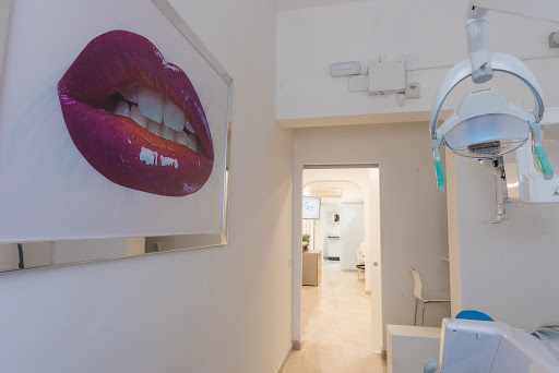 Studio Dentistico Dr. Lenzitti logo