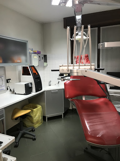 Studio Dentistico Dottori Mandelli logo