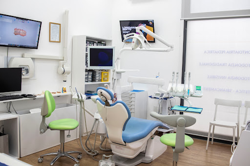 Studio Dentistico Centro Odontoiatrico logo