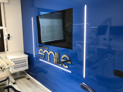 Studio Dentistico Centri Dental Smile logo