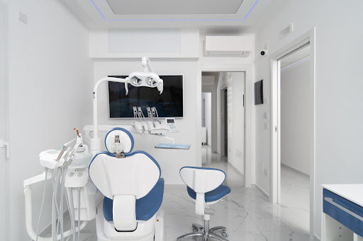 Studio Dentistico Centri Dentistici Caruso Augusta logo