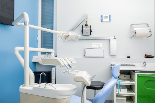 Studio Dentistico Dental One Genova San Fruttuoso logo