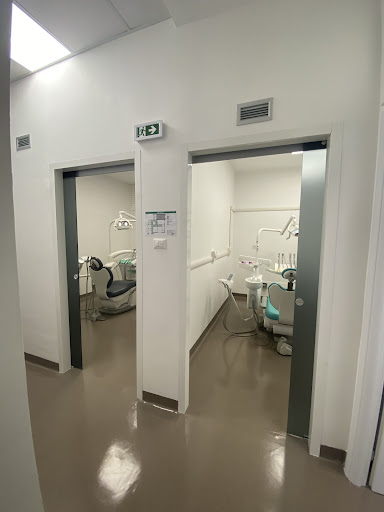 Studio Dentistico DENTISTI FIUMICINO logo