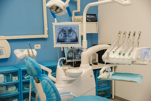 Studio Dentistico Oral Med Care logo