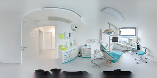 Studio Dentistico Policura logo