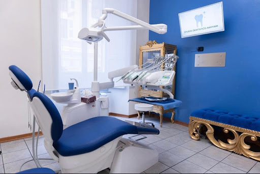 Studio Dentistico Akhyari H 24 Ancona logo