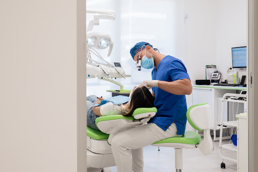 Studio Dentistico Yari Basente logo