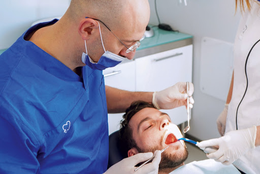 Studio Dentistico Amadental - Dentista Magnago logo