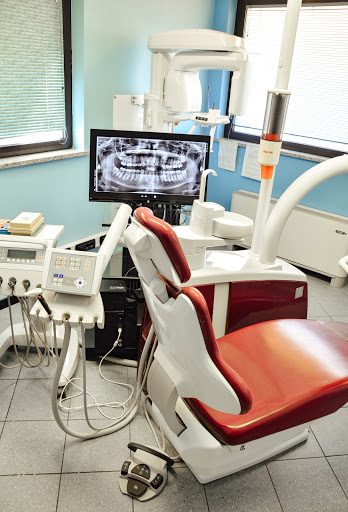 Studio Dentistico Centro Odontoiatrico Ferrari logo