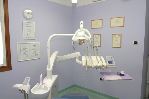 Studio Dentistico Martini Roberta Odontoiatra logo