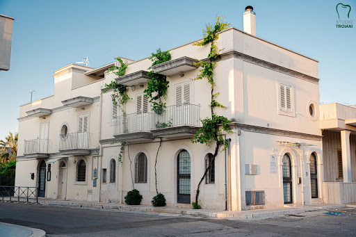 Studio Dentistico Francesco Troiani logo