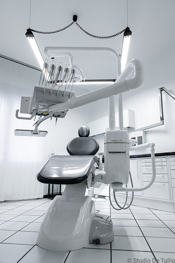 Studio Dentistico Studio dentistico De Tullio logo