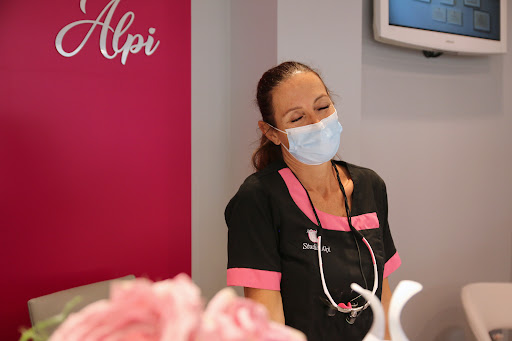 Studio Dentistico Alpi Dr.ssa Chiara logo