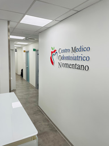 Studio Dentistico Centro Odontoiatrico Nomentano logo