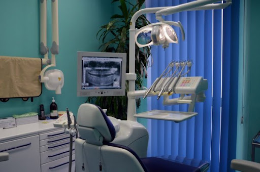 Studio Dentistico Dr. Leopoldo Agostini logo