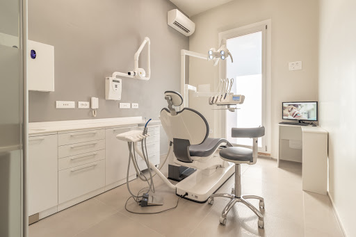 Studio Dentistico FILIPPO MERLI STUDIO DENTISTICO logo