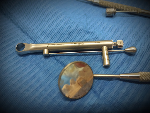 Studio Dentistico Centro Salute logo