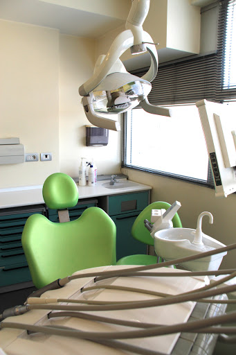 Studio Dentistico STUDIO ODONTOIATRICO CONTI logo